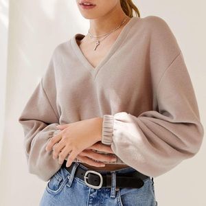 Urban Outfitters Sweater, size S